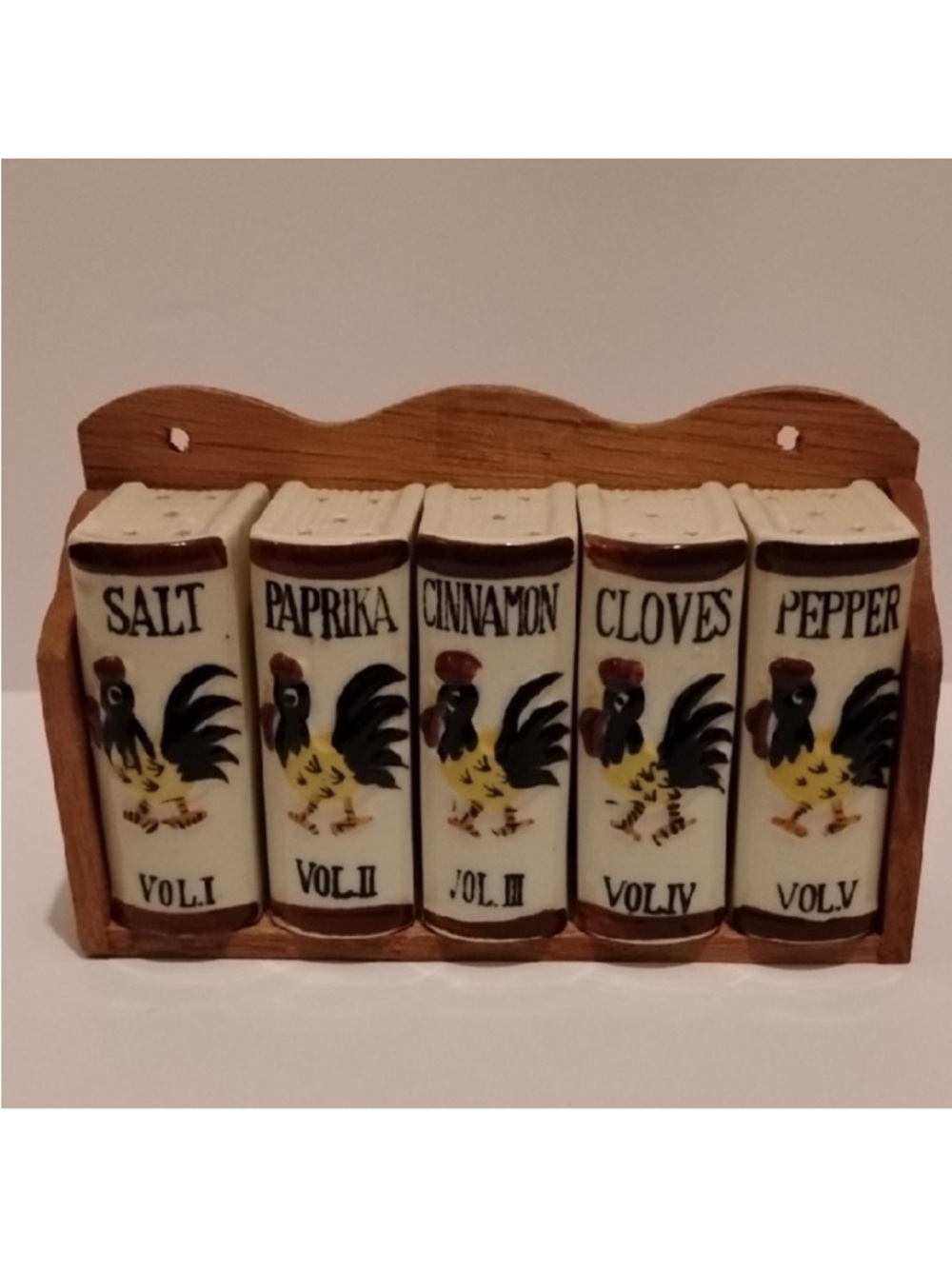 Rooster Books Spice Jars with Original Shelf *RARE FIND